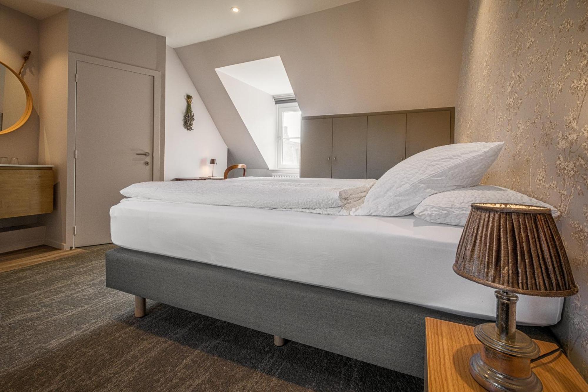 Guesthouse Gillis7 บรูจส์ ภายนอก รูปภาพ